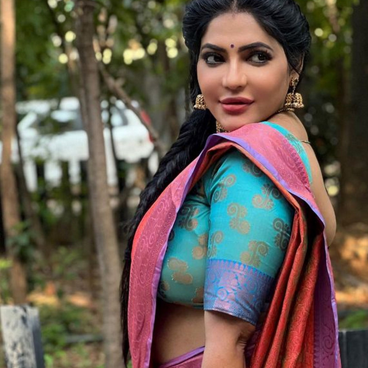 Reshma Pasupuleti 