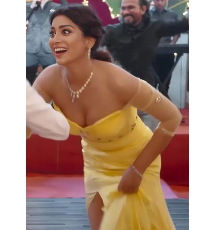 Actress Shriya Saran Dance