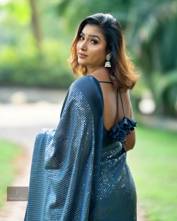 Myna Nandhini Hot