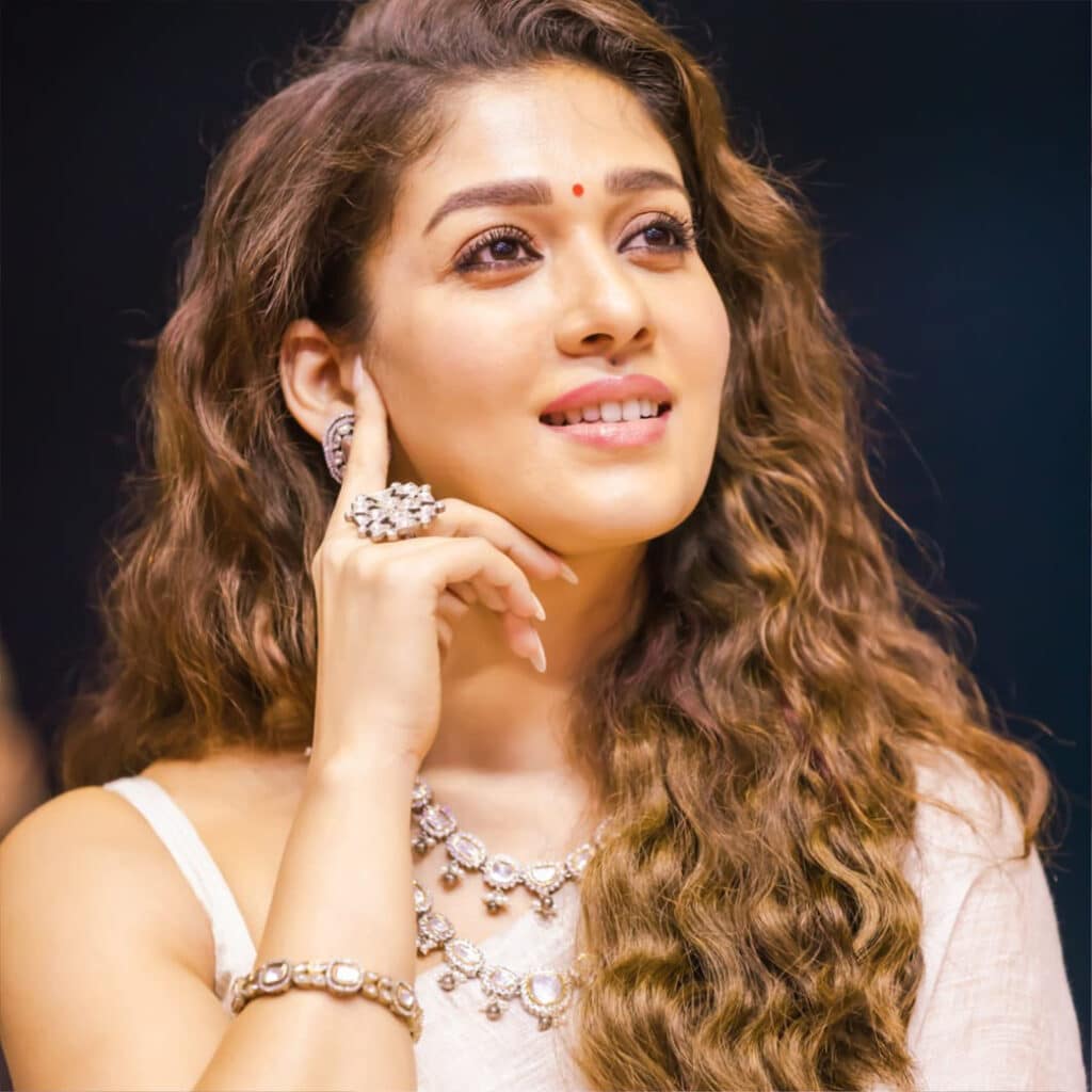 actress-nayanthara-issue (5)