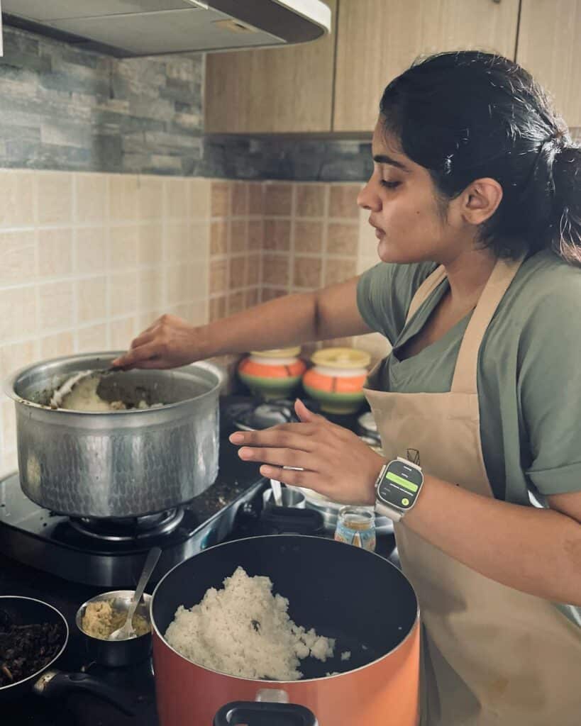 nivethathomas (3)